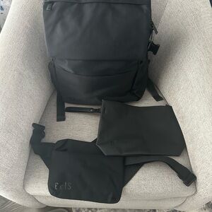 Beis Ultimate Diaper Bag in Black - Older Version with Flaw